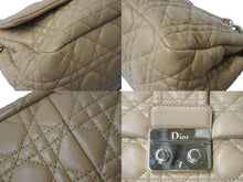 Load image into Gallery viewer, CHRISTIAN DIOR クリスチャンディオール カナージュ ニューロック セミショルダーバッグ レディディオール ベージュ 美品 中古 4b001876