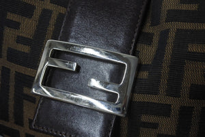 FENDI フェンディ ハーフムーン マンマバケット ワンショルダーバッグ ズッカ柄 ブラウン キャンバス レザー 美品 中古 4b001877
