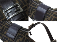 Load image into Gallery viewer, FENDI フェンディ ハーフムーン マンマバケット ワンショルダーバッグ ズッカ柄 ブラウン キャンバス レザー 美品 中古 4b001877