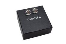 Load image into Gallery viewer, CHANEL シャネル ココマーク ピアス 重量約1.8g 09C刻印 ココマーク メタル プラスチック GP ゴールド クリア 両耳用 美品 中古 4b001981