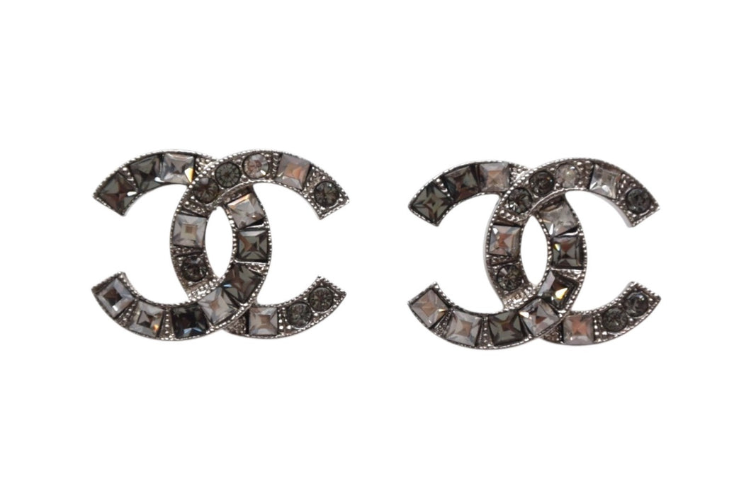 極美品 CHANEL シャネル ココマーク ピアス 重量約3.2g 15P刻印 メタル ラインストーン シルバー クリア 両耳用 中古 4b001983