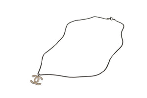 CHANEL シャネル ココマーク ネックレス 02C シルバー ホワイト メタル ロゴ アクセサリー 重量約5.8g 美品 中古 4b001984