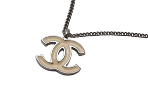 CHANEL シャネル ココマーク ネックレス 02C シルバー ホワイト メタル ロゴ アクセサリー 重量約5.8g 美品 中古 4b001984