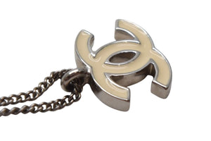CHANEL シャネル ココマーク ネックレス 02C シルバー ホワイト メタル ロゴ アクセサリー 重量約5.8g 美品 中古 4b001984