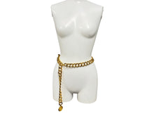Load image into Gallery viewer, CHANEL シャネル ヴィンテージ コインモチーフ チェーンベルト ココマーク メダルチェーン 小物 GP ゴールド 美品 中古 4b001992