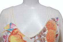 Load image into Gallery viewer, CHRISTIAN DIOR クリスチャンディオール フローラルプリント Vネック 半袖Tシャツ 6P16155471 アイボリー マルチカラー サイズ40 美品 中古 4b002000
