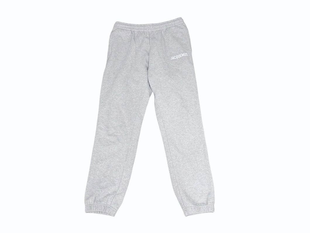 極美品 JACQUEMUS ジャックムス LE JOGGING スウェットパンツ ジョガーパンツ サイズS ロゴプリント グレー 中古 4b002020