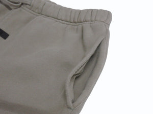 フィアオブゴッド エッセンシャルズ fog ESSENTIALS ショートパンツ カーキ コットン ポリエステル サイズM 美品 中古 4b002025