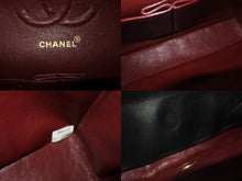 Load image into Gallery viewer, 極美品 CHANEL シャネル マトラッセ25 Wフラップ Wチェーンショルダーバッグ 2番台 ラムスキン ココマーク ブラック ゴールド金具 中古 4b002043