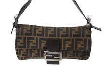 Load image into Gallery viewer, FENDI フェンディ マンマバケット ワンショルダーバッグ 26424 ズッカ柄 ブラウン キャンバス レザー シルバー金具 美品 中古 4b002044