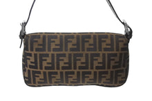 Load image into Gallery viewer, FENDI フェンディ マンマバケット ワンショルダーバッグ 26424 ズッカ柄 ブラウン キャンバス レザー シルバー金具 美品 中古 4b002045
