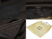 Load image into Gallery viewer, FENDI フェンディ マンマバケット ワンショルダーバッグ 26424 ズッカ柄 ブラウン キャンバス レザー シルバー金具 美品 中古 4b002046
