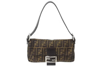Load image into Gallery viewer, FENDI フェンディ マンマバケット ワンショルダーバッグ 26424 ズッカ柄 ブラウン キャンバス レザー シルバー金具 美品 中古 4b002046