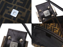 Load image into Gallery viewer, FENDI フェンディ マンマバケット ワンショルダーバッグ 26424 ズッカ柄 ブラウン キャンバス レザー シルバー金具 美品 中古 4b002046