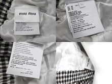 Load image into Gallery viewer, 極美品 MIU MIU ミュウミュウ 22AW ギンガムチェック ショートブルゾン ML919 S231 1209 ブラック ホワイト サイズ36 中古 4b002157