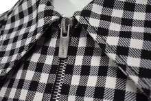 Load image into Gallery viewer, 極美品 MIU MIU ミュウミュウ 22AW ギンガムチェック ショートブルゾン ML919 S231 1209 ブラック ホワイト サイズ36 中古 4b002157