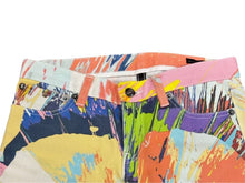 Load image into Gallery viewer, DAMIEN HIRST x LEVI&#39;S ダミアンハースト リーバイス 2008年製 413本限定 コラボデニム スキニーフィット 総柄 サイズ26x34 美品 中古 4b002159