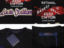 Load image into Gallery viewer, 新品未使用 LOUISVUITTON ルイヴィトン NBA ヴァージル半袖Ｔシャツ RM212M DT3 HLY21W コットン ブラック サイズL 中古 4b002172