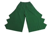 Load image into Gallery viewer, 極美品 me ISSEY MIYAKE イッセイミヤケ プリーツ イージーワイドパンツ MI04KF378 グリーン ポリエステル 中古 4b002205