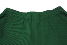 Load image into Gallery viewer, 極美品 me ISSEY MIYAKE イッセイミヤケ プリーツ イージーワイドパンツ MI04KF378 グリーン ポリエステル 中古 4b002205