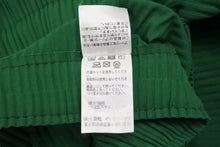 Load image into Gallery viewer, 極美品 me ISSEY MIYAKE イッセイミヤケ プリーツ イージーワイドパンツ MI04KF378 グリーン ポリエステル 中古 4b002205