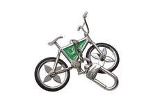 Load image into Gallery viewer, LOUIS VUITTON ルイヴィトン BIJOU DE SAC BIKE ビジューサック バイク チャーム キーホルダー M77148 シルバー グリーン 美品 中古 4b002221