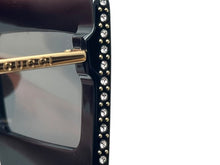 Load image into Gallery viewer, GUCCI グッチ サングラス GG0431S サイズ60□16 145 ブラック ゴールド ラインストーン メタル プラスチック 美品 中古 4b002231