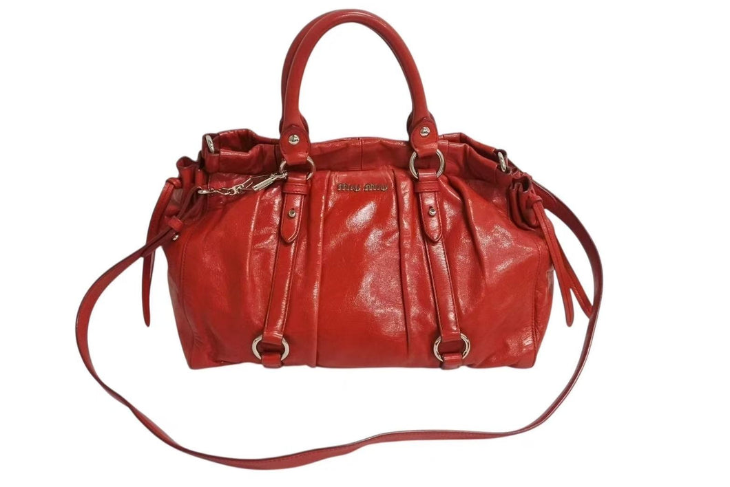 MIUMIU ミュウミュウ 2WAYバッグ ハンドバッグ ショルダーバッグ レザー レッド シルバー金具 美品 中古 4b002242