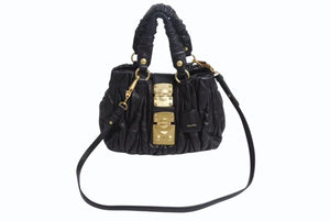 MIUMIU ミュウミュウ 2WAY マテラッセ ショルダーバッグ ハンドバッグ キルティング ブラック レザー ゴールド金具 美品 中古 4b002243