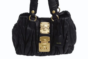 MIUMIU ミュウミュウ 2WAY マテラッセ ショルダーバッグ ハンドバッグ キルティング ブラック レザー ゴールド金具 美品 中古 4b002243