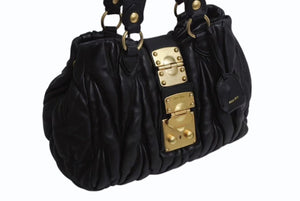 MIUMIU ミュウミュウ 2WAY マテラッセ ショルダーバッグ ハンドバッグ キルティング ブラック レザー ゴールド金具 美品 中古 4b002243