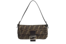 Load image into Gallery viewer, FENDI フェンディ マンマバケット ワンショルダーバッグ 26424 ズッカ柄 ブラウン キャンバス レザー シルバー金具 美品 中古 4b002247