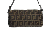 Load image into Gallery viewer, FENDI フェンディ マンマバケット ワンショルダーバッグ 26424 ズッカ柄 ブラウン キャンバス レザー シルバー金具 美品 中古 4b002247