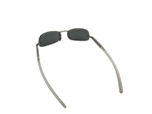 Load image into Gallery viewer, 極美品 PRADA プラダ リムレス サングラス SPR 55A 2AC-5A1 クリア グレー プラスチック イタリア製 中古 4b002257