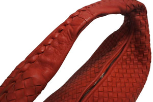 BOTTEGA VENETA ボッテガヴェネタ イントレチャート ホーボー ワンショルダーバッグ 115653 レザー レッド 美品 中古 4b002267