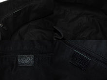 Load image into Gallery viewer, GUCCI グッチ ハンドバッグ GGスプリームキャンバス 130736 GG柄 ブラック 黒 レザー ゴールド金具 美品 中古 4b002274