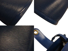 Load image into Gallery viewer, LOUIS VUITTON ルイヴィトン クリュニー ショルダーバッグ M52255 エピ レザー ブルー ゴールド金具 美品 中古 4b002275