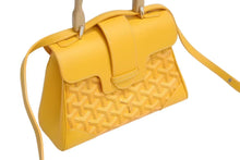 Load image into Gallery viewer, 極美品 GOYARD ゴヤール サイゴン ミニ ソフトバッグ 2WAY ハンドバッグ SAIGONMINTY08CL08P イエロー シルバー金具 中古 4b002277