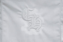 Load image into Gallery viewer, 新品未使用 CHROME HEARTS クロムハーツ オープンカラーシャツ 開襟シャツ サイズS CH刺繍 ロゴボタン ホワイト 中古 4b002301
