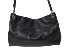 Load image into Gallery viewer, MARTIN MARGIELA マルタンマルジェラ ハンドバッグ 2way S56WG0044 SX9573 ブラック 黒 レザー シルバー金具 中古 4b002338