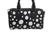 Load image into Gallery viewer, 新品同様 LOUIS VUITTON ルイヴィトン ナノ スピーディ 草間彌生 2WAYハンドバッグ M81910 モノグラムアンプラントレザー 中古 4b002344