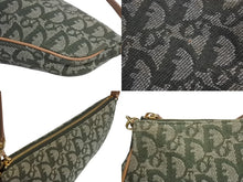 Load image into Gallery viewer, 極美品 Christian Dior クリスチャンディオール サドルポーチ ワンショルダーバッグ ヴィンテージ トロッター柄 カーキ 中古 4b002369