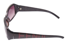Load image into Gallery viewer, 極美品 FENDI フェンディ サングラス アイウェア ロゴ クリア イタリア製 プラスチック ブラウン パープル 中古 4b002385