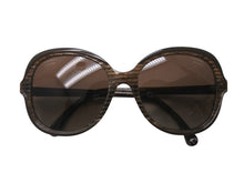 Load image into Gallery viewer, CHANEL シャネル オーバル サングラス ブラウン ラメ ココマーク プラスチック アイウェア 小物 ロゴ カラーレンズ 56☐19 5320 美品 中古 4b002388