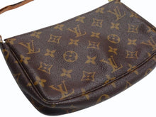 Load image into Gallery viewer, [USED/中古]LOUIS VUITTON ルイ・ヴィトン アクセサリーポーチ M51980 ポシェット アクセソワール ブラウン PVC レザー ゴールド金具 Cランク 中古 4b002394