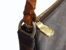 Load image into Gallery viewer, [USED/中古]LOUIS VUITTON ルイ・ヴィトン アクセサリーポーチ M51980 ポシェット アクセソワール ブラウン PVC レザー ゴールド金具 Cランク 中古 4b002394