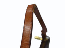 Load image into Gallery viewer, [USED/中古]LOUIS VUITTON ルイ・ヴィトン アクセサリーポーチ M51980 ポシェット アクセソワール ブラウン PVC レザー ゴールド金具 Cランク 中古 4b002394