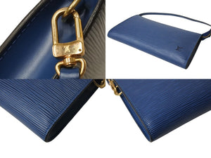 極美品 LOUIS VUITTON ルイヴィトン ポシェット アクセソワール ワンショルダーバッグ M52945 エピ レザー ブルー 中古 4b002406
