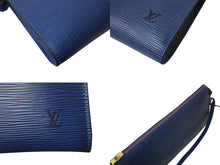Load image into Gallery viewer, 極美品 LOUIS VUITTON ルイヴィトン ポシェット アクセソワール ワンショルダーバッグ M52945 エピ レザー ブルー 中古 4b002406