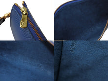 Load image into Gallery viewer, 極美品 LOUIS VUITTON ルイヴィトン ポシェット アクセソワール ワンショルダーバッグ M52945 エピ レザー ブルー 中古 4b002406